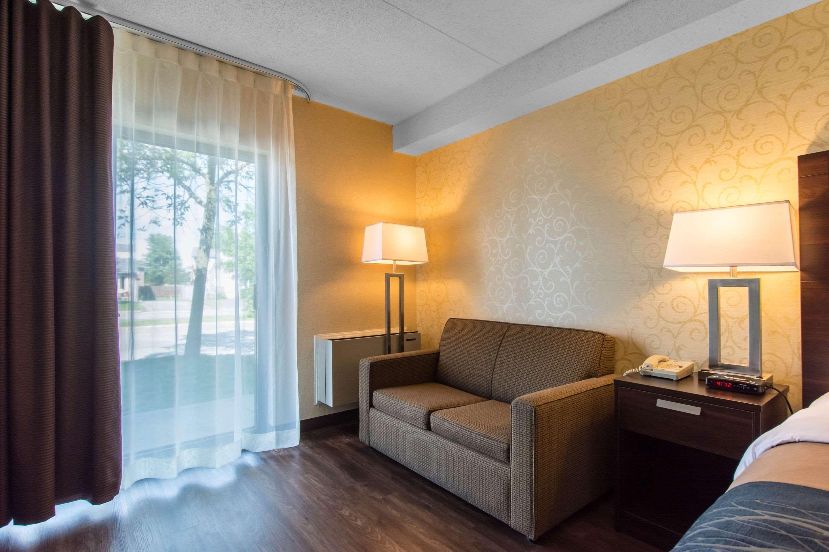 Comfort Inn Trois-Rivières Eksteriør bilde